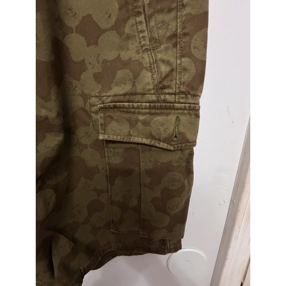 Levi Strauss Green Camo Cargo Shorts 32x10 Carrier Pockets Hunter Gorpcore Y2K - Picture 2 of 12